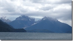Lago Menéndez y glaciar Tordesillas de fondo