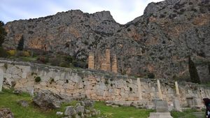 Templo de Apolo desde la Via Sacra