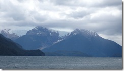 Lago Men&eacute;ndez y glaciar Tordesillas de fondo